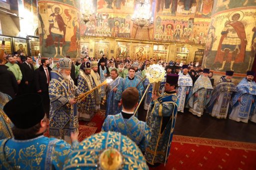 В Успенском соборе прозвучал молебен во славу 390-летия вхождения Якутии в состав Российского государства
