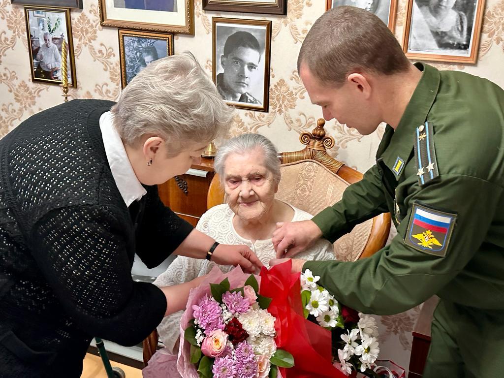 Ветеран ВОВ отметила 99-летие