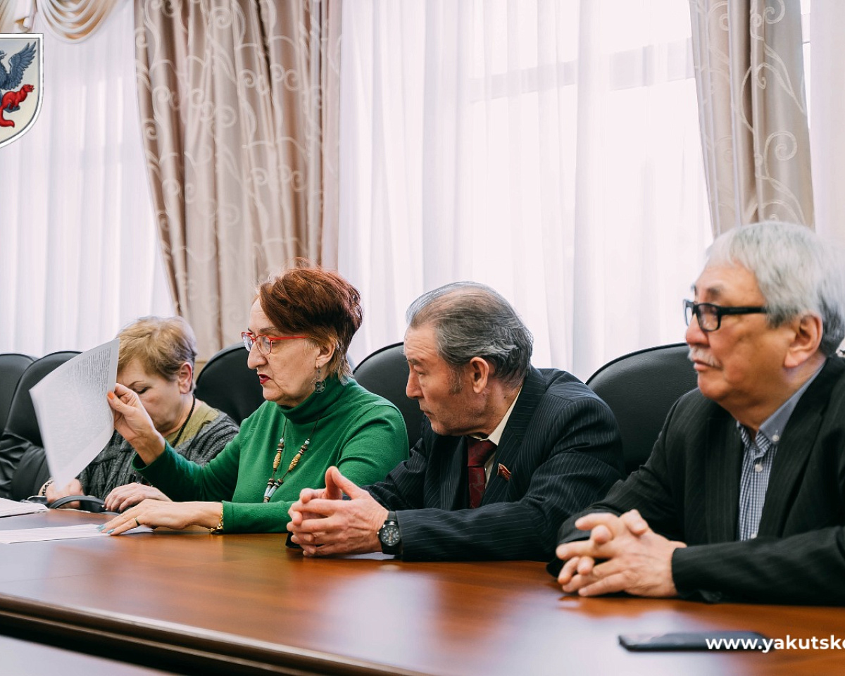 Евгений Григорьев провел личный прием граждан | 17.03.2023 | Якутск -  БезФормата