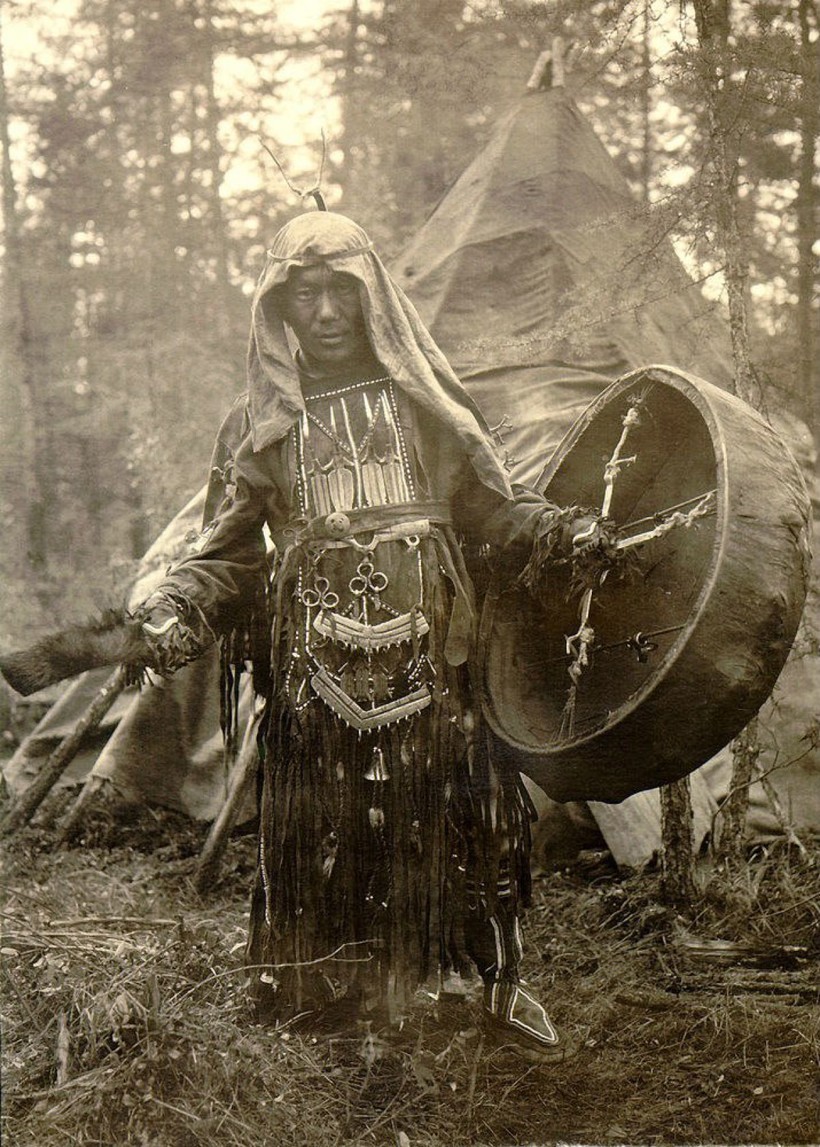 Дмитрий Золотарев шаман
