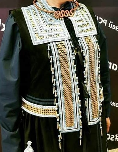 Ижорский женский костюм