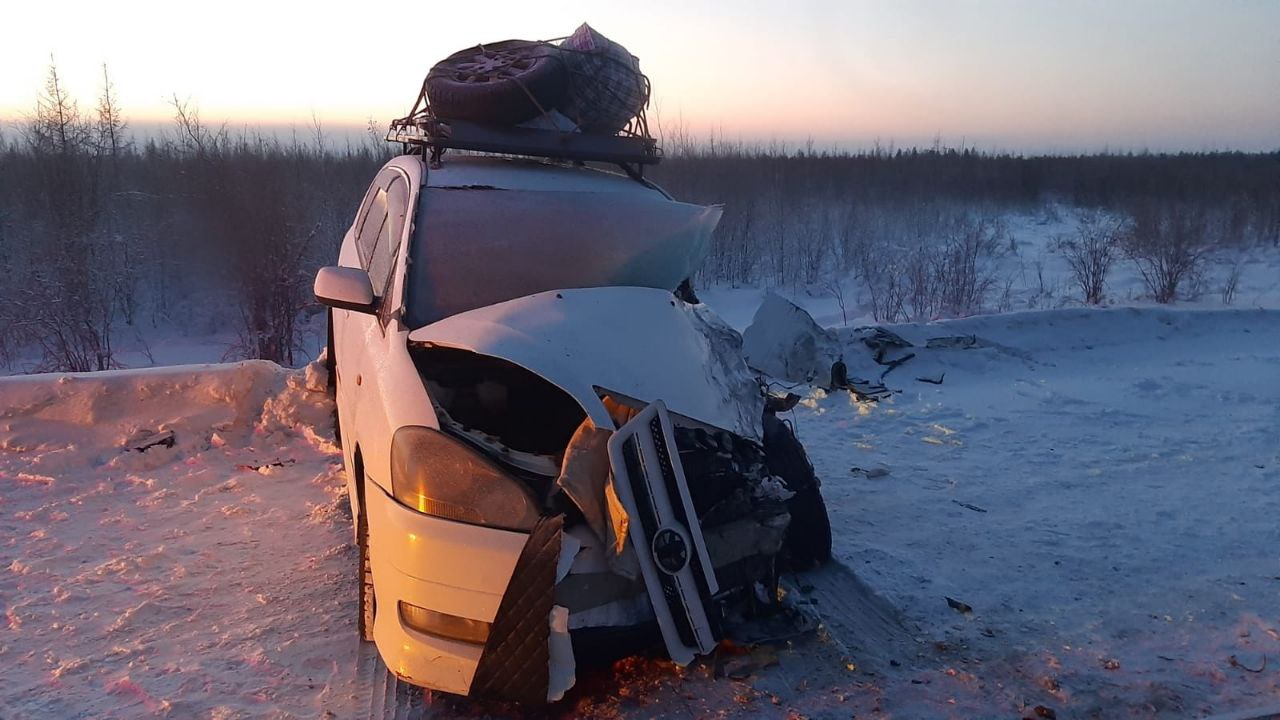 При обгоне врезался в автомобиль: Пострадали шесть человек