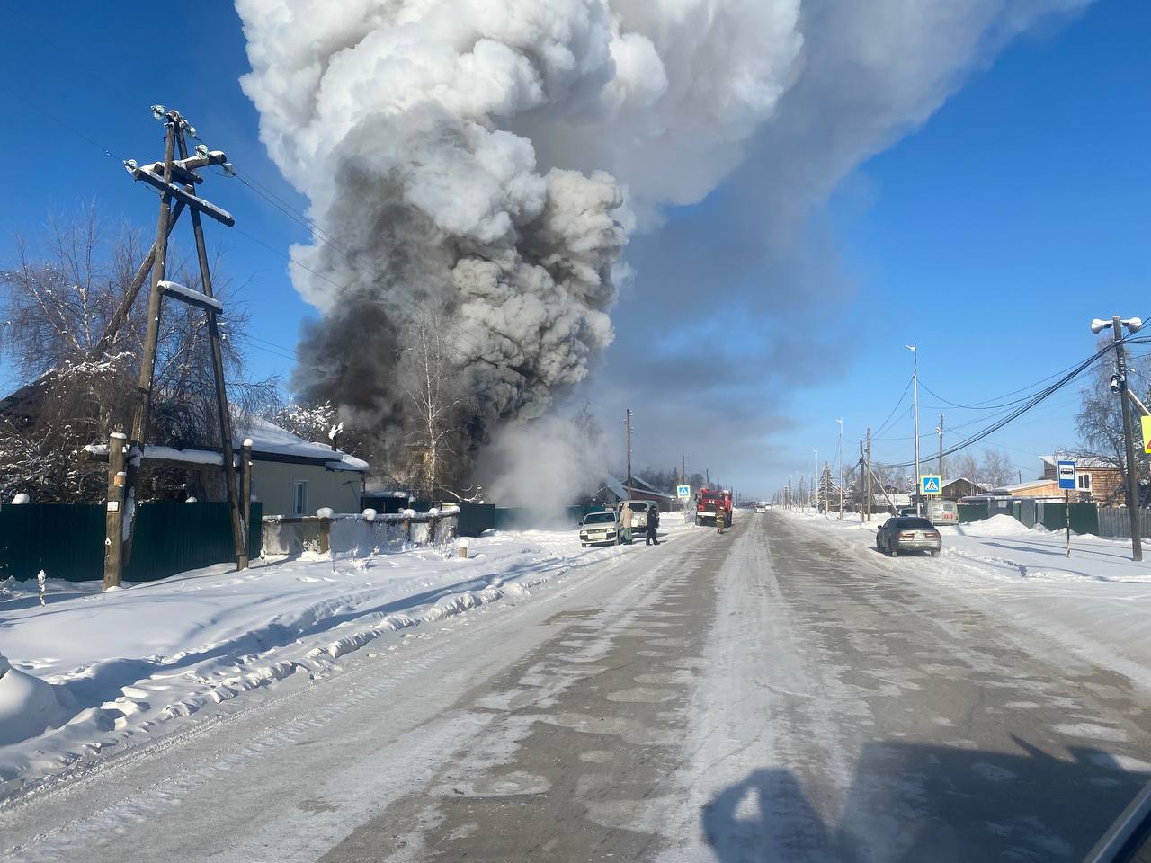 Большой пожар в Намцах: полицейские прибыли первыми и успели спасти  91-летнего хозяина | 22.02.2024 | Якутск - БезФормата