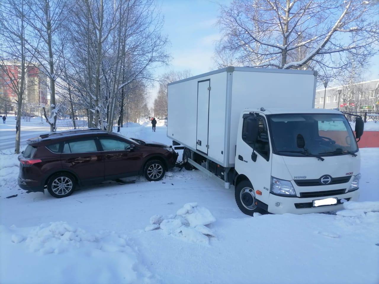 Подробности по смертельному ДТП в Нерюнгринском районе | 09.02.2024 |  Якутск - БезФормата