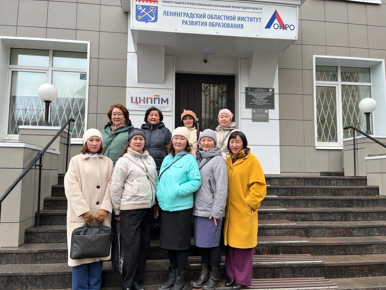 Образовательный тур на две столицы Москва-Санкт-Петербург | 15.04.2024 |  Якутск - БезФормата