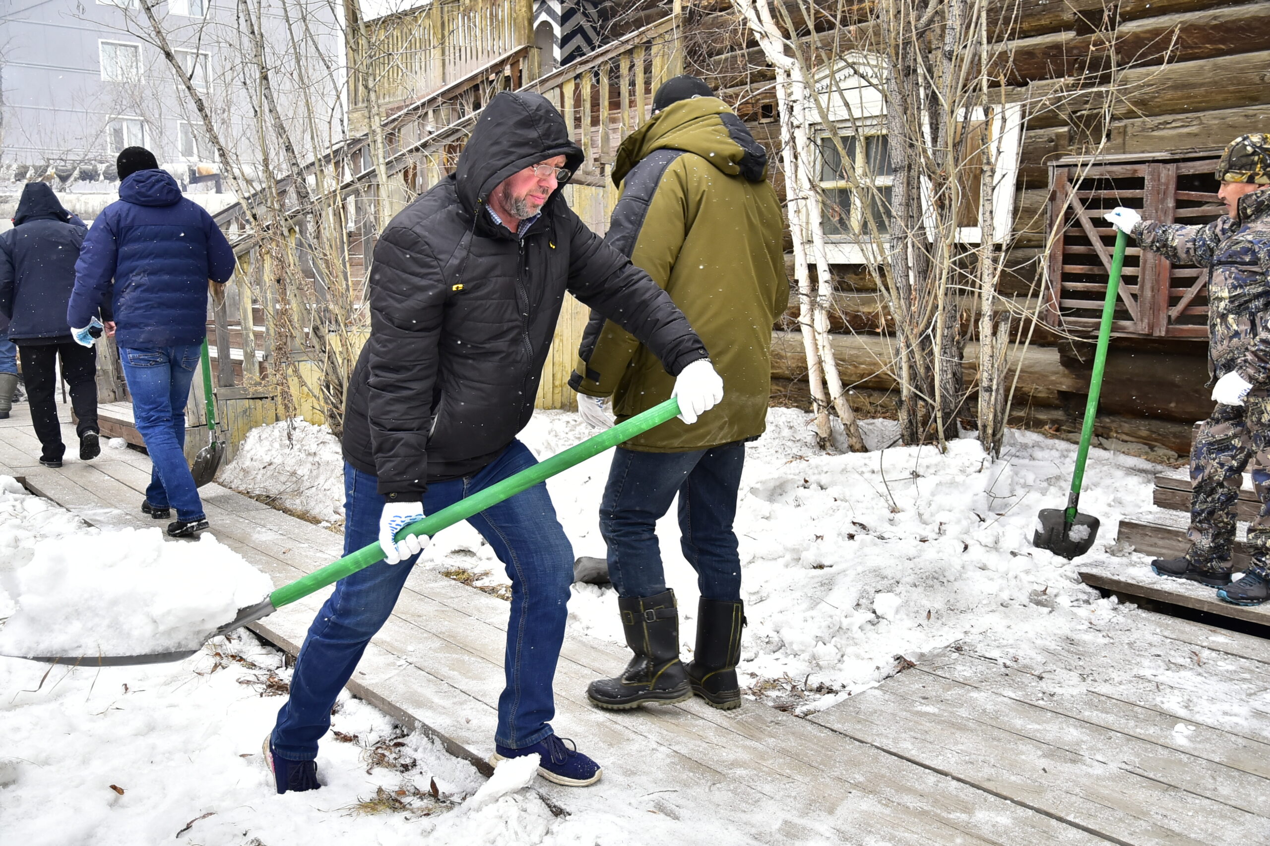 Сотрудники Водоканала вышли на субботник