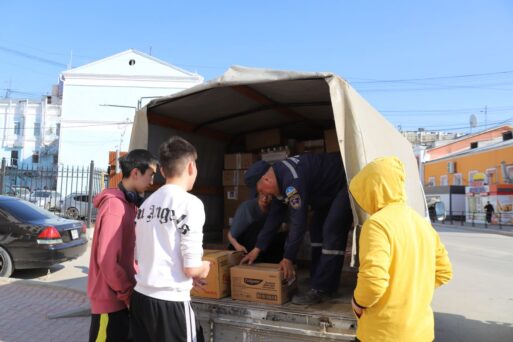 Очередная партия гуманитарной помощи доставлена Службой спасения в Намский район