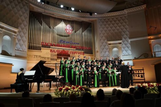 Симфонический хор Филармонии покорил сердца москвичей!