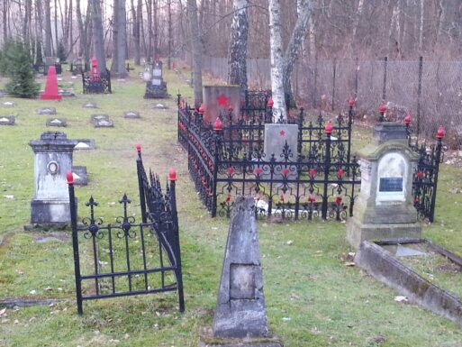 кладбище радоница
