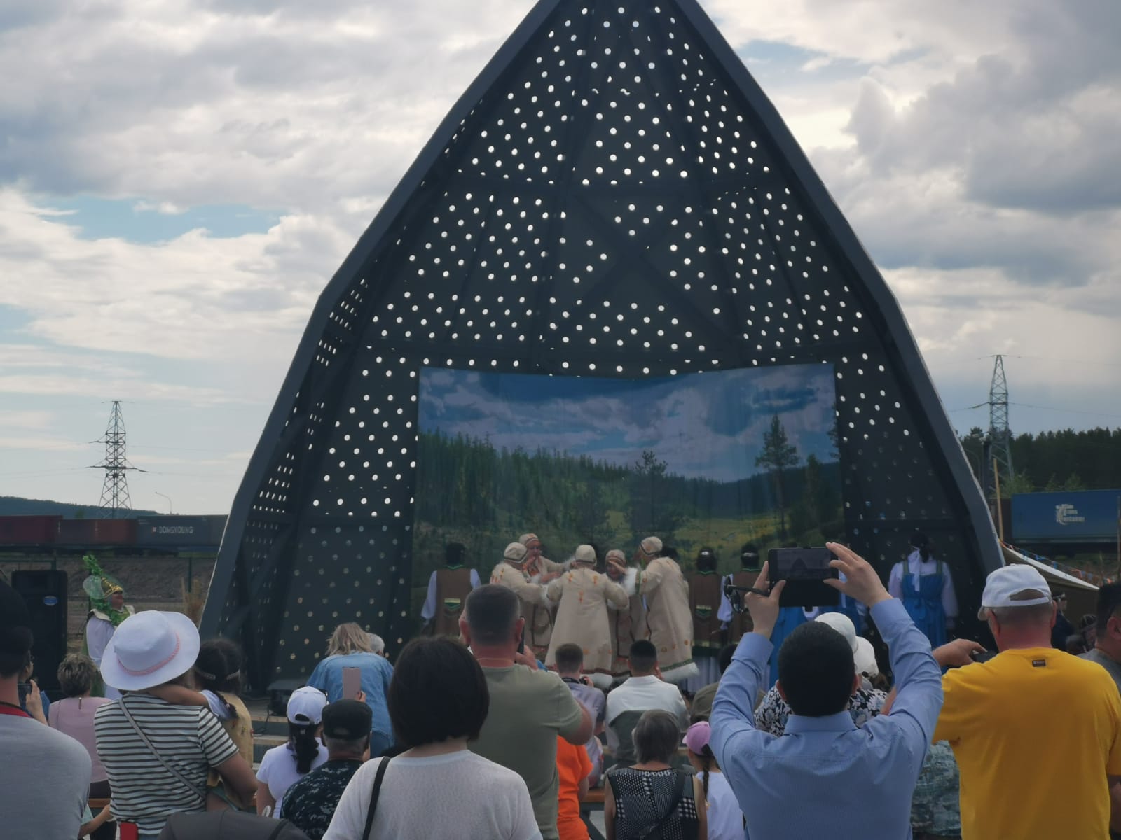 Через несколько лет Томмот станет эвенкийским центром | 03.06.2024 | Якутск  - БезФормата