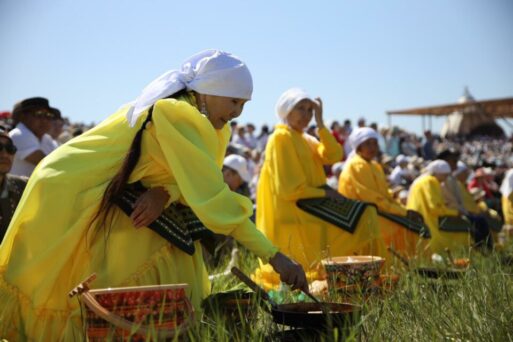 «Сахабулт» поздравляет с национальным праздником Ысыах
