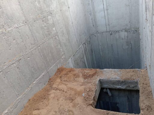 В Якутии погиб строитель, упавший в шахту лифта с крыши 10-этажки