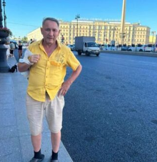 Средь бела дня в Петербурге пропал пенсионер из Якутии — вышел покурить…