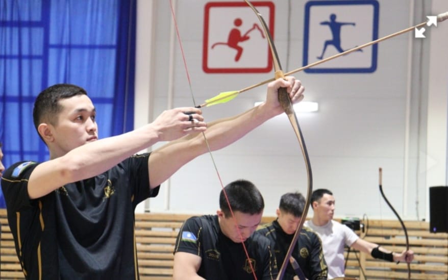 Многоборцы сражаются за лидерство. Осталось побороться в двух видах