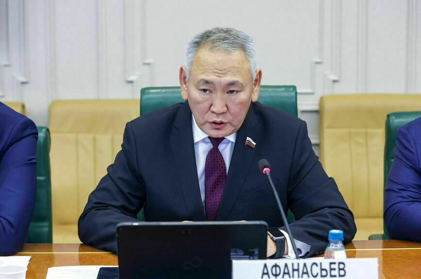 Сахамин Афанасьев в Совете Федерации: Добавить денег на северный завоз