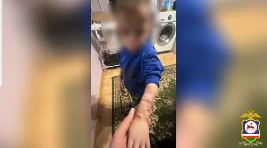 Избивала до полусмерти: Страшные подробности от ребенка