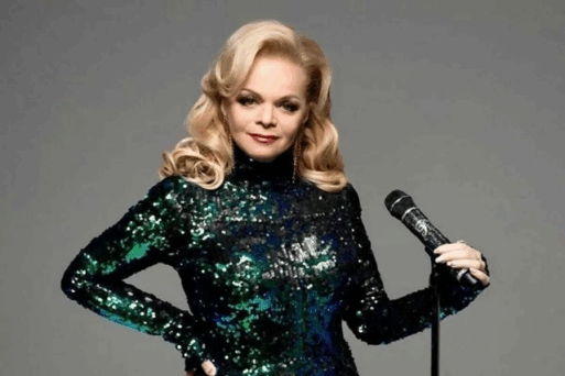 Лариса Долина