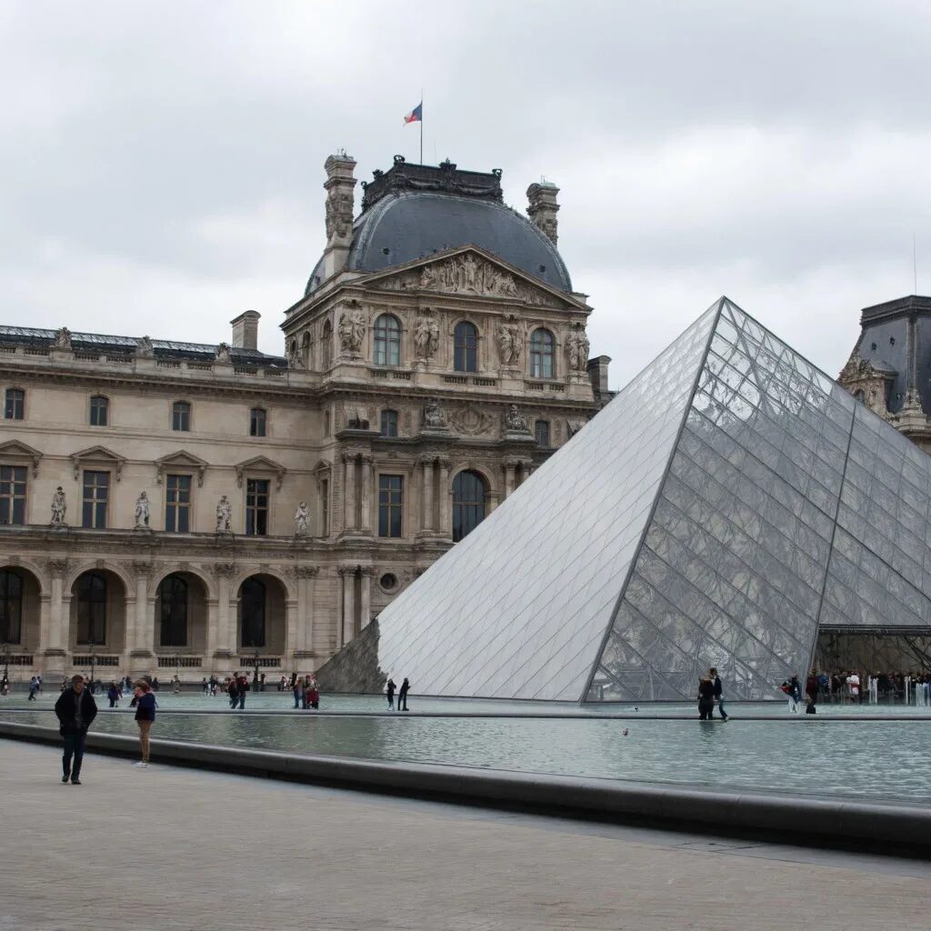 Грабители Лувра раскрыли подробности сделки