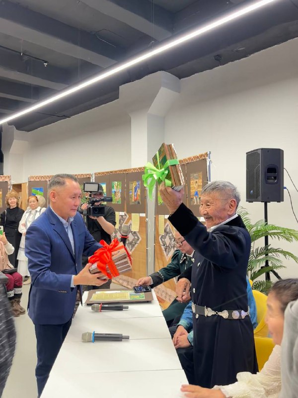 Мандар Уус — саха норуотун култууратын үйэлээх илдьитэ