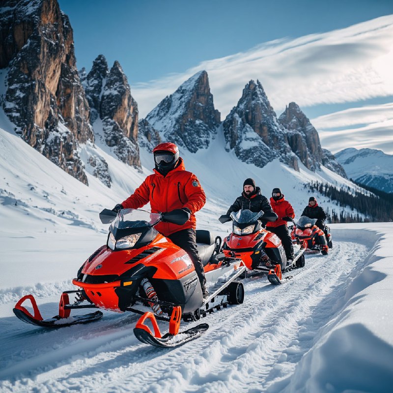 13 любителей снегоходов пропали в пермских горах