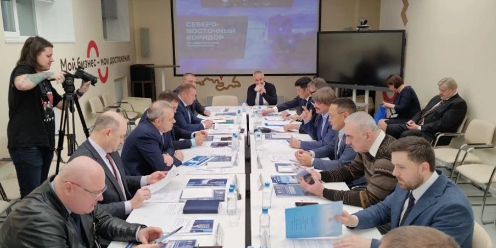 Василий Шимохин обсудил с руководством Магаданской области строительство железнодорожной линии «Нижний Бестях – Магадан»