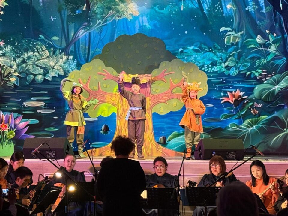 В Вилюйске состоялась премьера спектакля по сказкам Ивана Гоголева — Кындыл