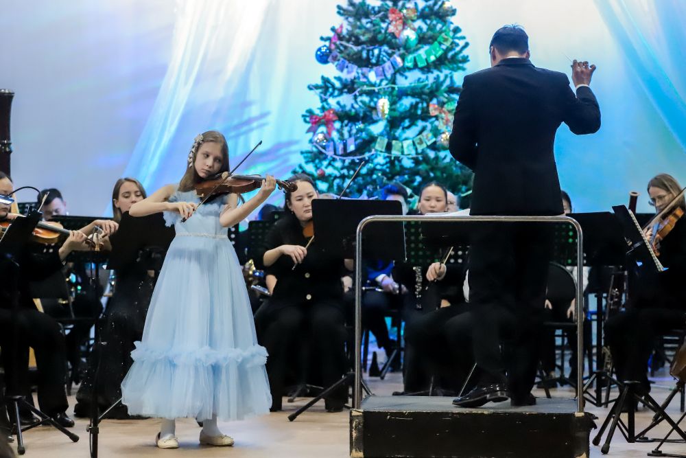 Юные таланты: Первое выступление с оркестром филармонии