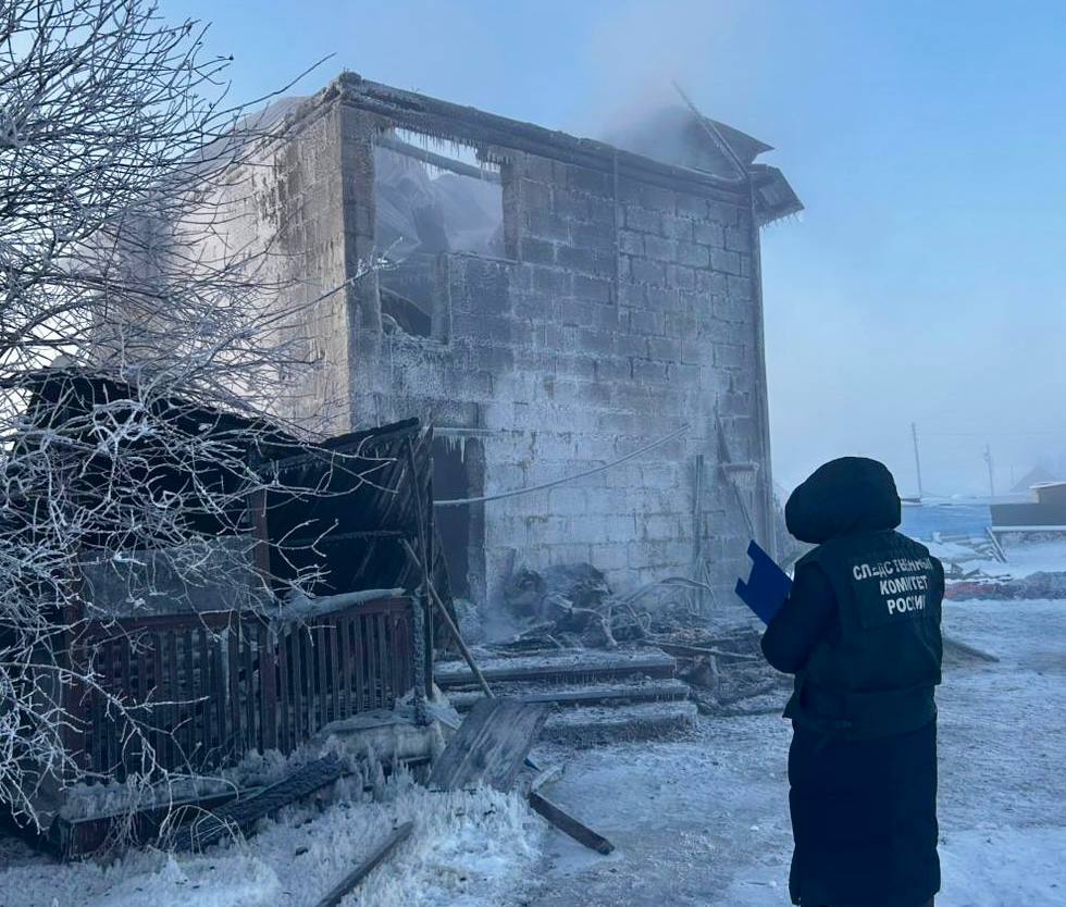 На месте трагедии работают все экстренные службы