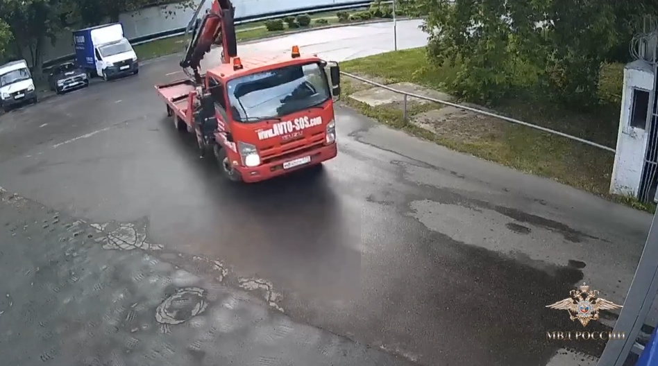 Предприимчивый москвич оставил бывшего работодателя без автомобилей