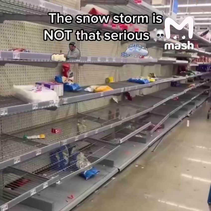 США охватила паника из-за -17°: магазины пусты, люди скупают всё