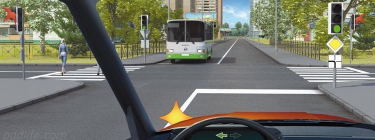 Кому уступить при повороте налево на зелёный: Только 1% даст верный ответ