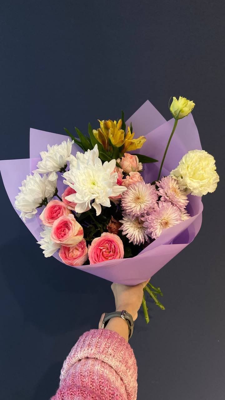 Сегодня день рождения профессора, ветерана госслужбы и артистки