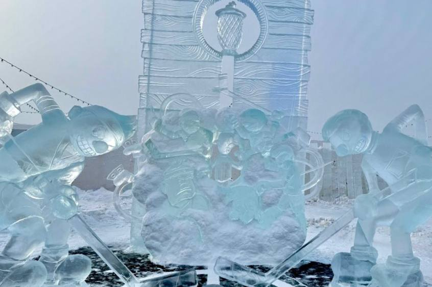 Якутские мастера создали ледяные шедевры к юбилею киностудии