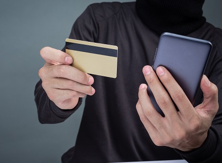 Опасный сосед: занял в долг, а потом обокрал