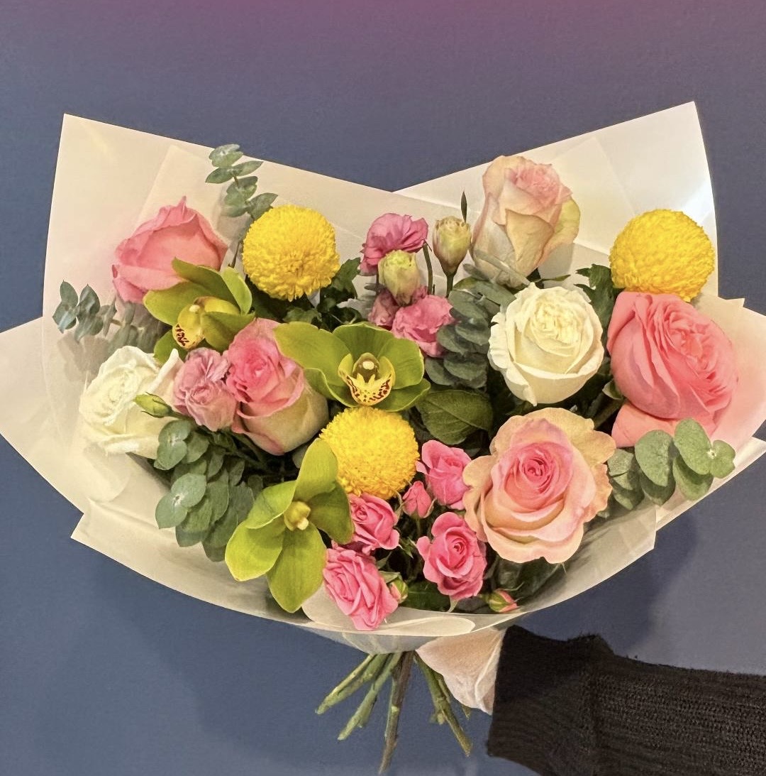 Сегодня день рождения депутатов и звезды эстрады