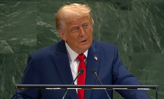 Бумажные тигры и никакой помощи: Трамп пригрозил выходом из НАТО