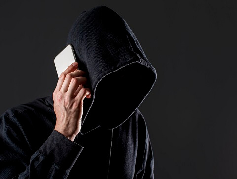 Пенсионерка из Якутии слетала в Новосибирск, чтобы передать «следствию» свои сбережения