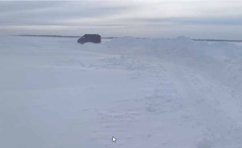 Из-за метели закрыты зимники в Якутии