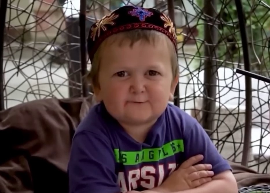 Блогер Хасбик пожертвовал 4 млн рублей Дагестану