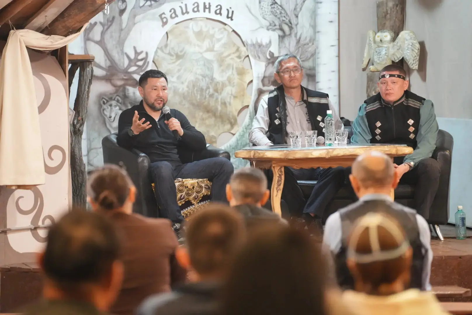 Евгений Григорьев и шаманы: О чем говорили?