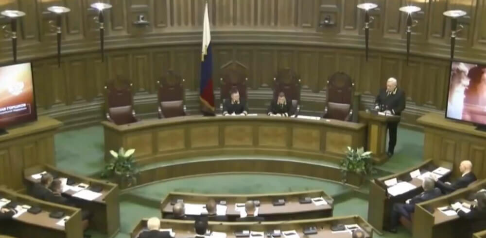 Первый в истории: Верховный суд использовал нейросеть