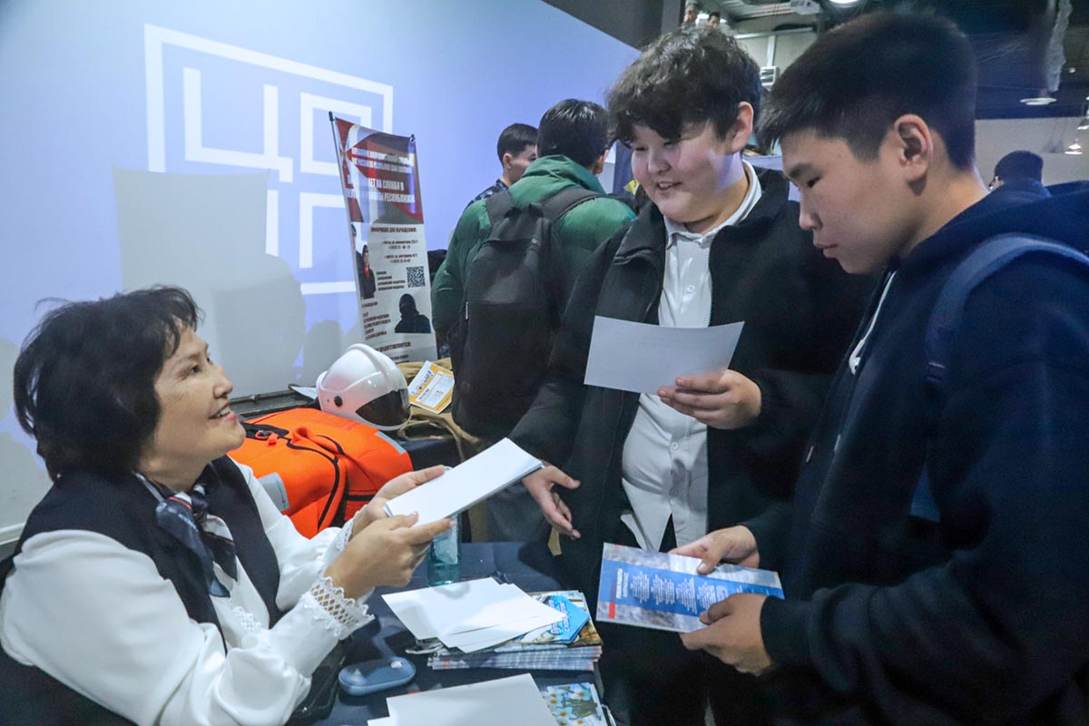 Работа России. Время возможностей: ЖДЯ на ярмарке вакансий