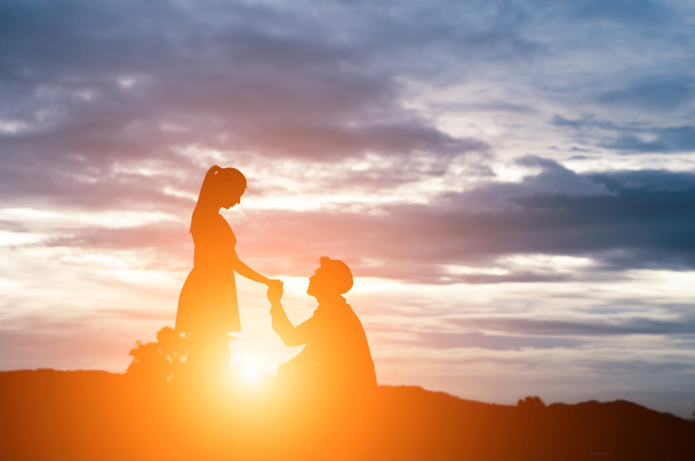 Любовный гороскоп на апрель 2026 для всех знаков зодиака