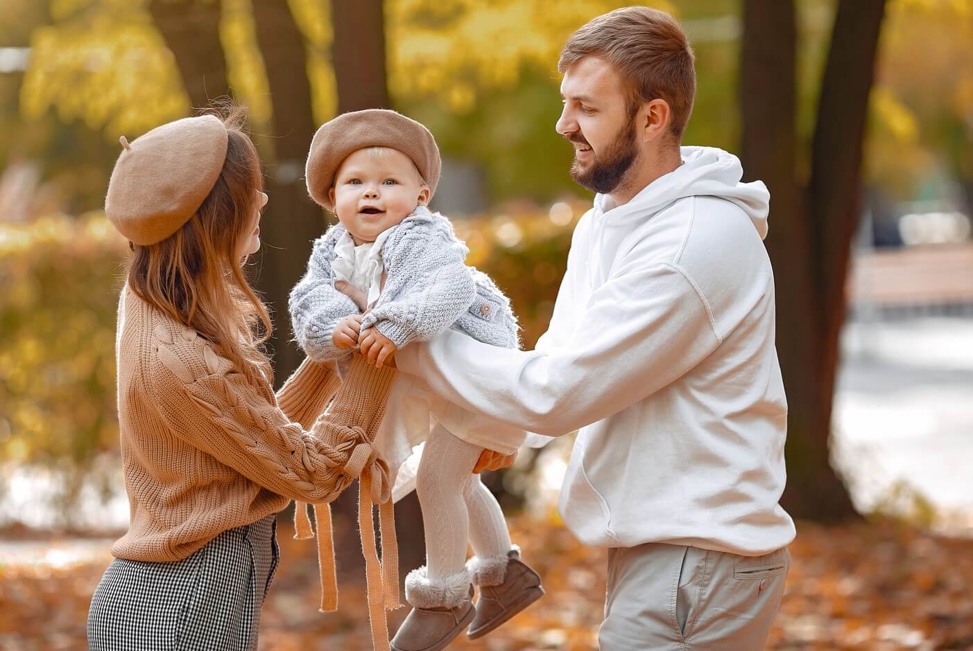 Сердце и забота: из каких знаков зодиака получаются самые любящие родители