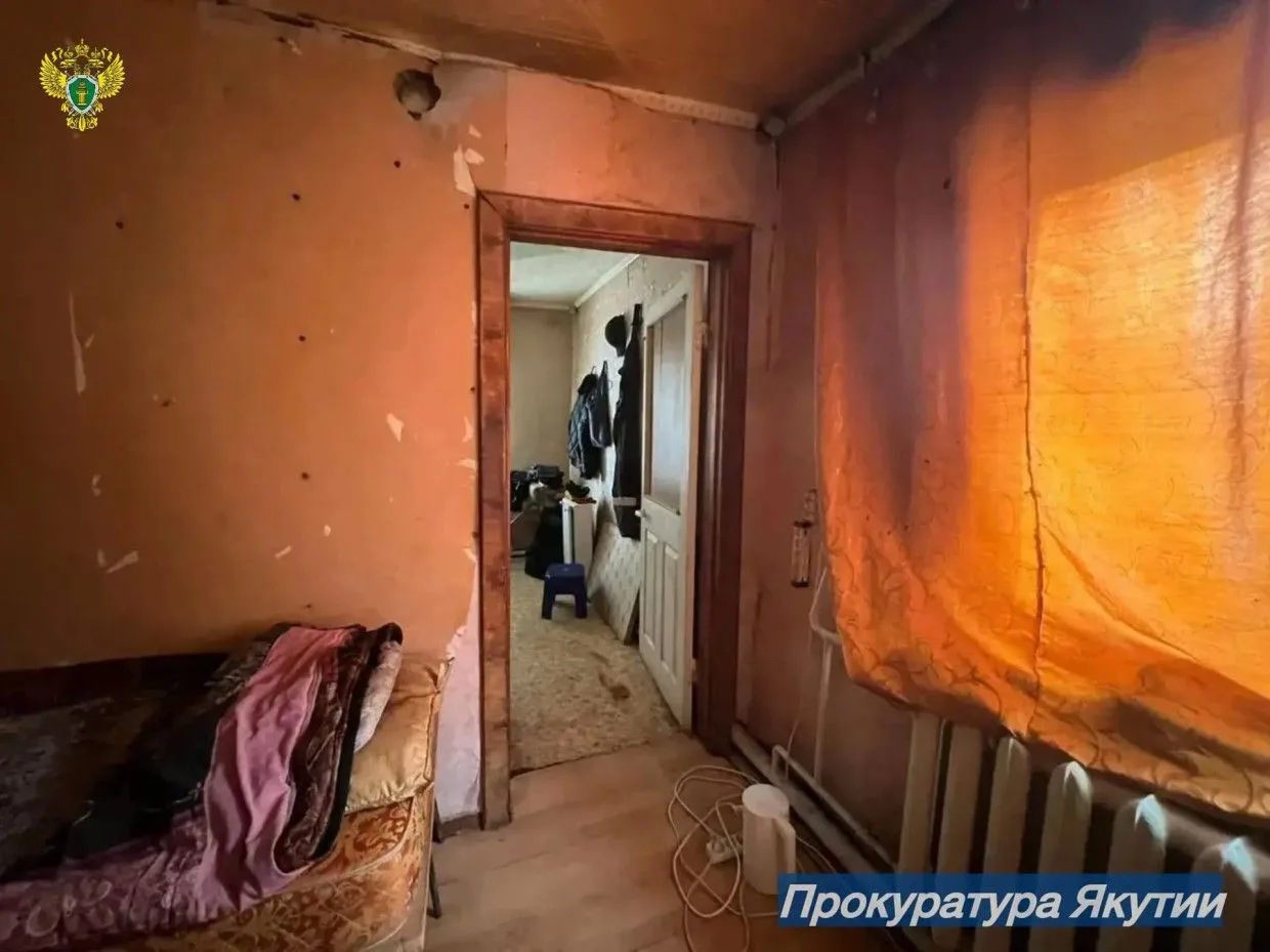 Ужасная находка: Из туалета торчали ноги