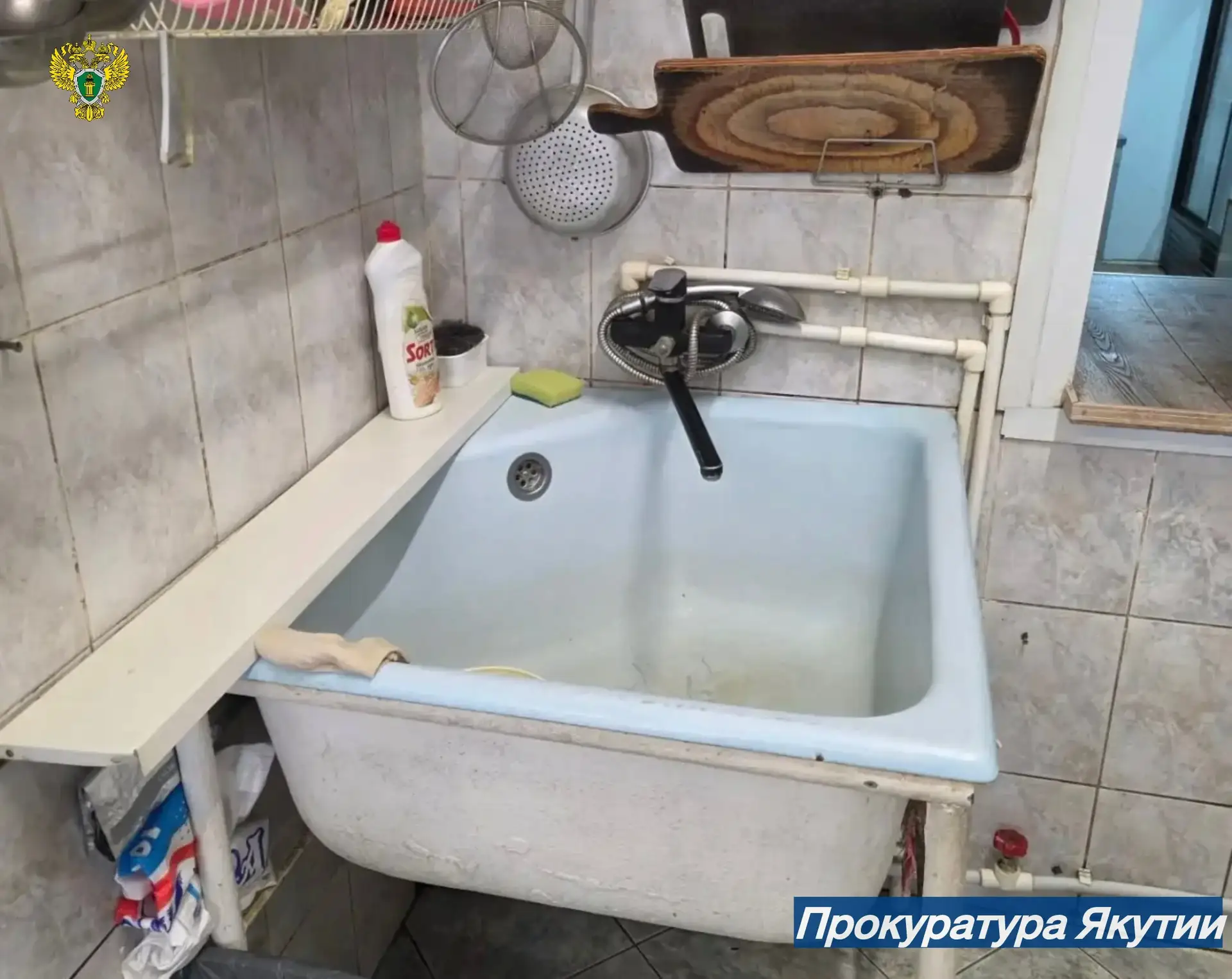 Выпускной банкет закончился массовой госпитализацией