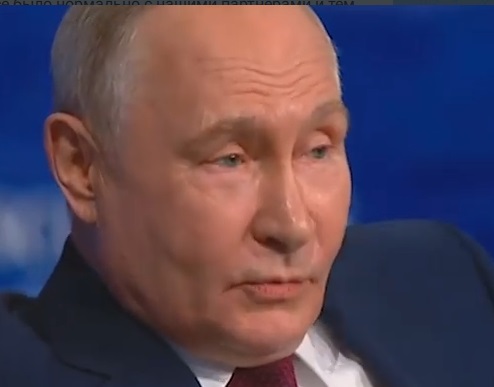Путин о письме Зеленского: Сначала они просят о встрече, а потом убивают детей