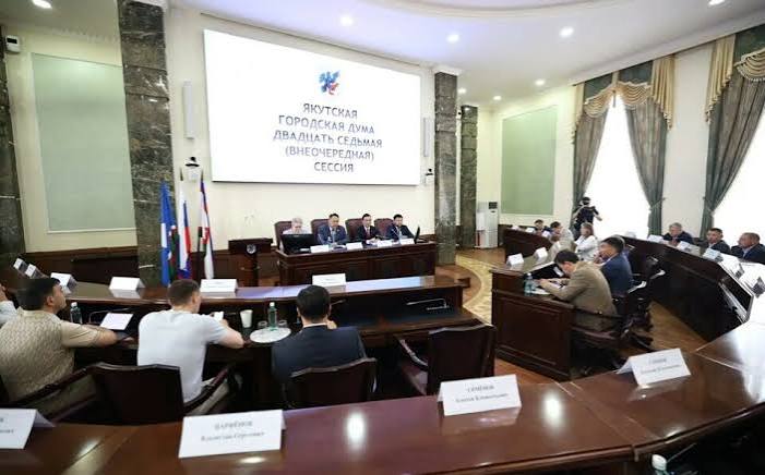 Кресло мэра опустело: Евгений Григорьев покинул пост