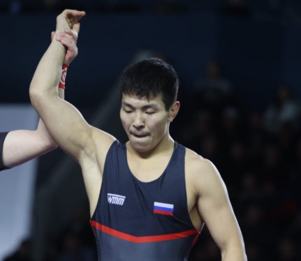 Яркая схватка принесла Капрынову бронзу чемпионата России!